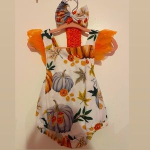 Pumpkin baby romper 0-3 months with bow
